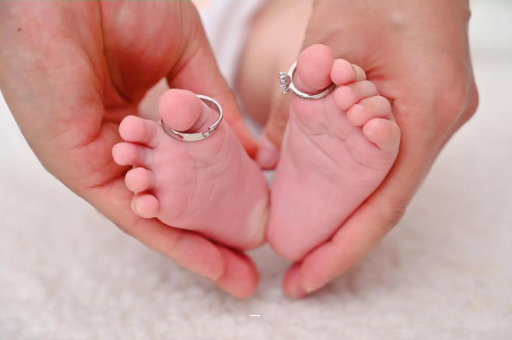 景德镇宝宝肚脐凸起怎么回事